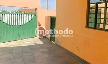 Imagem 2: Casa com 4 dormitórios à venda, 167 m² por R$ 700.000,00 - Vila Lemos - Campinas/SP