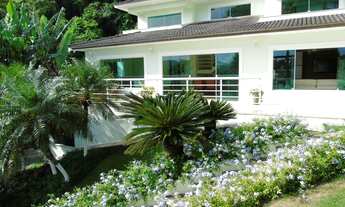 Imagem: Casa à venda com 5 quartos, piscina, churrasqueira