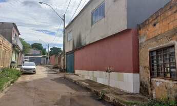 Imagem 2: Sobrado com 2 Lajes, Vazado, mais 1 Barraco, Ótimo para Investir ou Morar