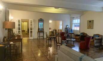 Imagem 6: Na tradicional Paissandu, em imponente prédio ajardinado