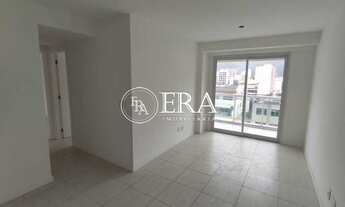 Imagem 2: Tijuca- Rua Maria Amália- Apartamento 1 locação. Varanda, 2 quartos, suíte. Piscina e chur