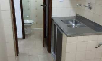 Imagem 7: Kitnet no Centro de Macaé, quarto, sala, cozinha, área de serviço e banheiro