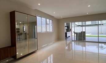 Imagem 4: Boulevard Lagoa - Belíssima Mansão 4 quartos sendo 3 suítes!