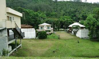 Imagem: Terreno em condomínio de alto padrão