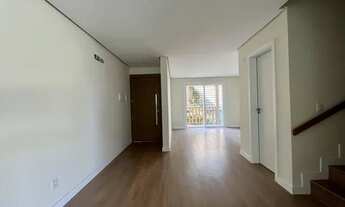 Imagem 4: Casa geminada em Canela com elevador