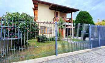 Imagem: Casa de 3 dormitórios no bairro Carianos