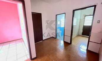 Imagem 3: Casa de alvenaria de 02 dormitórios, sala, cozinha, banheiro, área, entrada para carro. &l