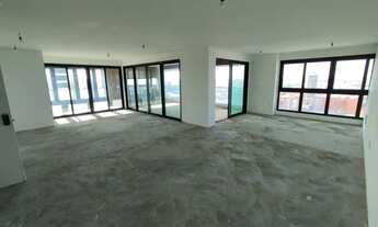 Imagem 3: Apartamento para venda tem 337 metros quadrados com 4 quartos