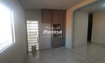 Imagem 5: Casa para alugar, 3 quartos, 2 suítes, 2 vagas, Bom Jesus - Uberlândia/MG - R$ 2.000,00