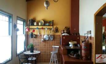 Imagem 5: Casa de condomínio para venda possui 610 metros quadrados com 5 quartos