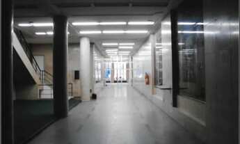 Imagem 2: Loja ampla e imponente em localização estratégica