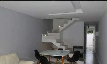 Imagem 4: Casa para venda possui 138 metros quadrados com 3 quartos em Ocian - Praia Grande - SP