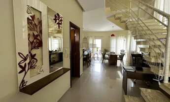 Imagem 2: Casa - Jacareí - Loteamento Villa Branca - 3 Dormitórios - 250m² - Estuda Permuta