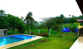 Imagem 2: Casa para venda com 1500 metros quadrados com 5 quartos em Centro - Nazaré Paulista - SP