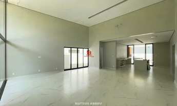 Imagem 3: Excelente oportunidade! Casa com 4 suítes, Área com churrasquiera.Aegnde sua visita ainda