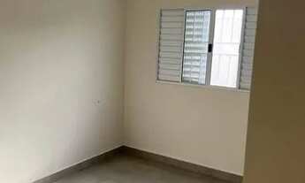 Imagem 6: Casa nova no Jardim Ferraz com 3 dormitórios sendo 1 suíte