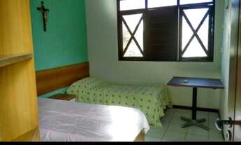 Imagem 6: Casa de condomínio para venda possui 280 metros quadrados com 4 quartos