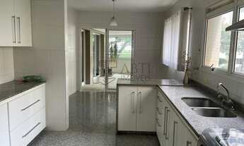 Imagem: LINDO APTO - REFORMADO - 1 ANDAR - VARANDA