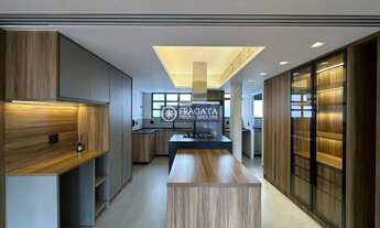 Imagem 3: Apartamento á venda reformado com 180m², 3 suítes e 2 vagas no Jardim Paulista