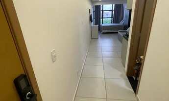 Imagem 4: Vendo flat equipado em Porto com lazer completo e elevador