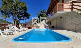 Imagem: Linda casa com 3 quartos em condomínio