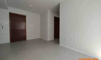 Imagem 2: Apartamento com 2 dormitórios para alugar, 52 m² por R$ 1.360,00/mês - Chapéu do Sol - Por