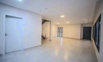 Imagem 4: Triplex alto padrão em condomínio clube no Santa Cândida