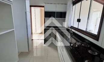 Imagem 6: Casa de 2 dormitórios com suíte e piscina no Jardim Esmeralda, Rio Claro