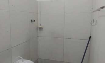 Imagem 6: Alugo 2 cômodos, banheiro área de serviço