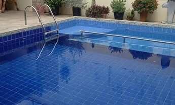 Imagem: Alugo casa com 5 quartos/2 suites - Com