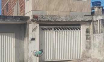 Imagem: Vendo 3 CASAS no mesmo terreno