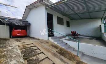 Imagem 2: Casa à venda na Vila Miguel Vicente Cury com 2 quartos, edícula e 2 vagas