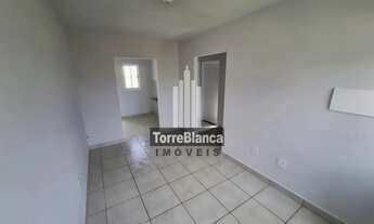 Imagem 2: Locação - Casa com 2 quartos, 1 vaga de garagem, 50 m², Neves