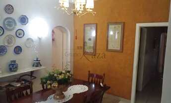 Imagem: Oportunidade - Casa - Jacareí - Centro