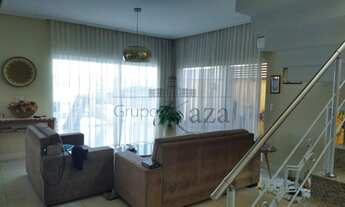 Imagem 6: Casa de condomínio para aluguel possui 320 metros quadrados com 3 quartos