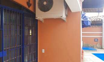 Imagem 3: Casa para aluguel e venda possui 300 metros quadrados com 3 quartos