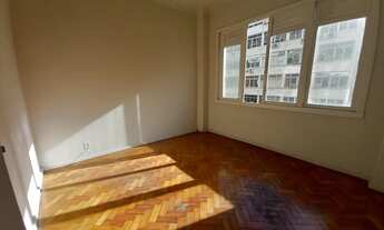 Imagem 7: Apartamento com 72 m2 - 2 quartos em Copacabana