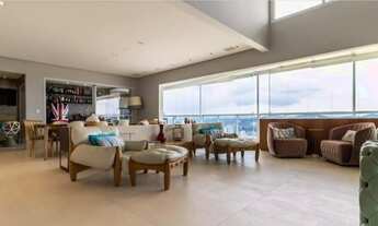 Imagem 2: Cobertura duplex para aluguel e venda tem 343 metros quadrados com 5 quartos