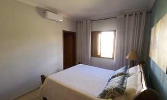 Imagem 7: Sobrado com suíte e área externa com piscina e espaço gourmet para venda em condomínio fec