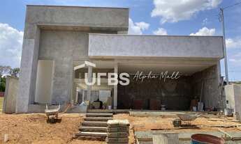 Imagem: Casa de condomínio térrea para venda tem