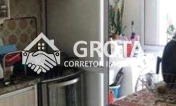 Imagem 2: Lindo Apartamento em Condomínio Padrão para Venda no bairro Vila Nivi, 2 dorm, 1 suíte, 1