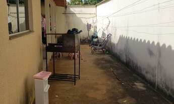 Imagem 2: Vendo Casa Casa com 3 dormitórios