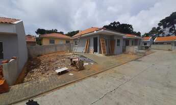 Imagem 2: Casa para Venda em Colombo, Embu, 3 dormitórios, 1 banheiro, 2 vagas