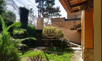 Imagem 4: Espaçosa Casa no bairro Colonial em Contagem!