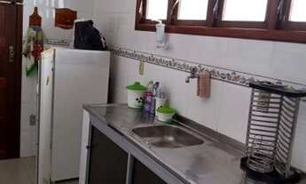 Imagem 2: Casa de condomínio para venda com 220 metros quadrados com 6 quartos