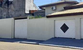 Imagem: Casa sao Guilherme com barracao comercial