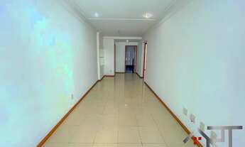 Imagem 2: Apartamento para venda possui 70 metros quadrados com 2 quartos em Praia da Costa - Vila V