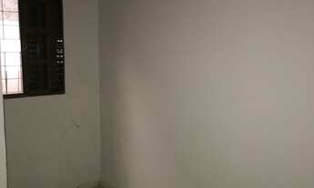 Imagem 5: Kitnet com quintal e garagem