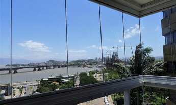 Imagem 3: Apartamento para venda possui 167 metros quadrados com 3 quartos em Centro - Florianópolis