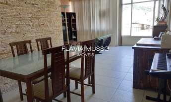 Imagem 4: Apartamento à venda em Copacabana 2 quartos, original 3, com 82m2 e vista lateral mar!